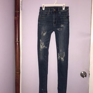 Girls high wasted American Eagle jeans size 00